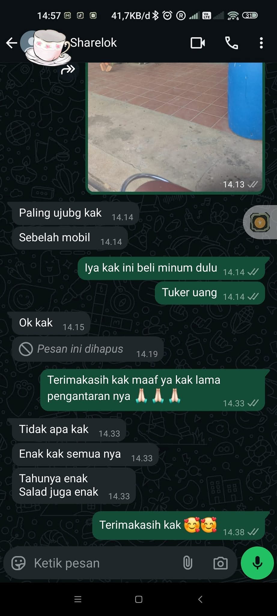 Chat conversation screenshot 4